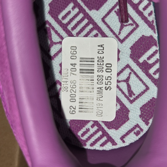 Puma Women's Vibrant Violet Suede Sneakers With Gummy Sole - Picture 10 of 10